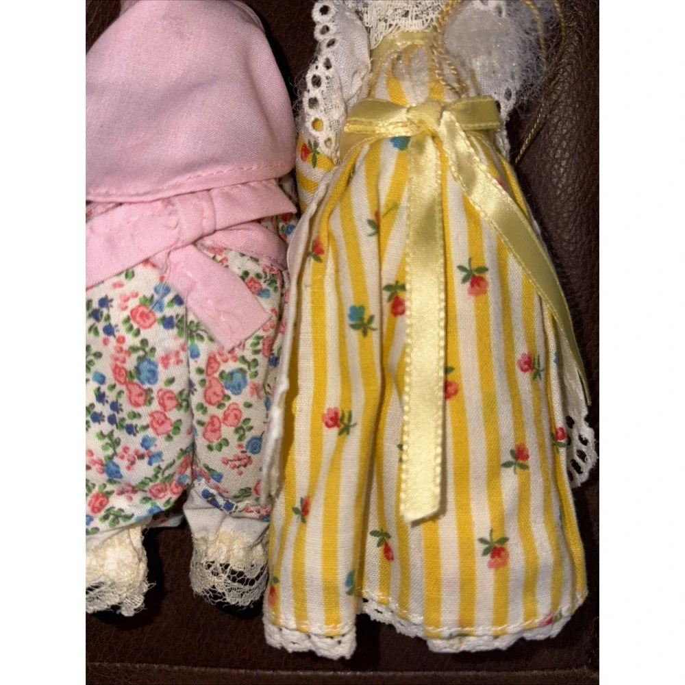 Vtg ceramic cat and mouse Christmas Pink 5+7 in Babydoll Nightgown decor‎
